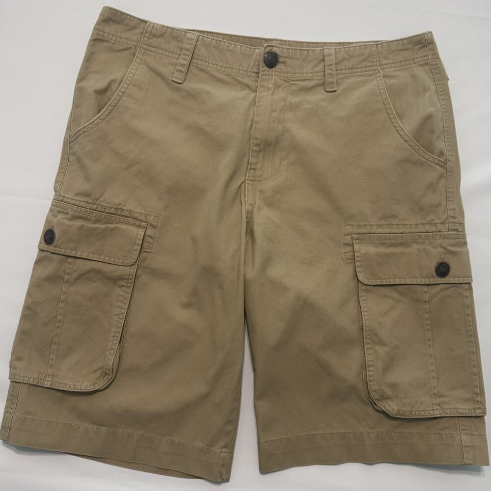 TRUE RELIGION FLAP POCKET CARGO SHORTS MEN'S SIZE 33 WAIST INSEAM 12" KHAKI -